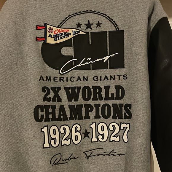 NLBM Team Chicago American Giants Varsity Jacket - Picture 6 of 14